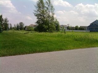 8637 Emerald Cir S, Rome, NY 13440