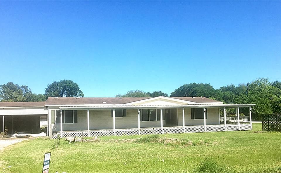 1st image of 17319 Wells Dr #115