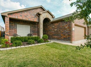 13054 Red Robin Dr, Fort Worth, TX 76244