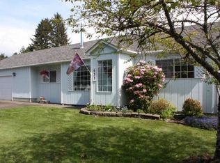 633 SE Moffitt Rd, Waldport, OR 97394