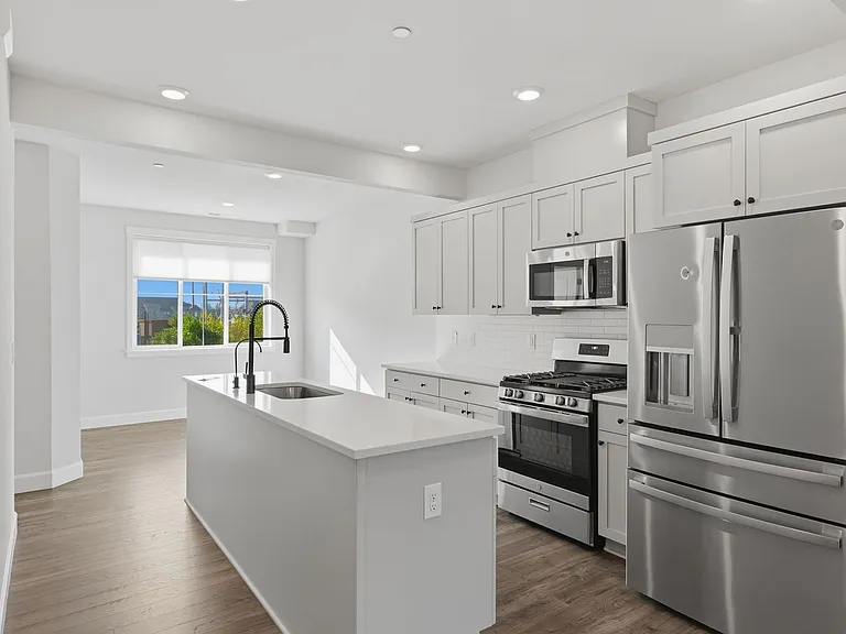 17025 SW Friendly Ln — Photo 12