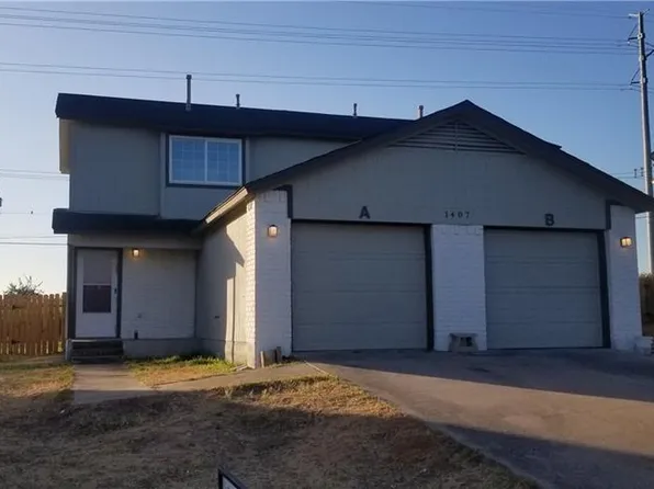 1407 Warrior Ln, Del Valle, TX 78617