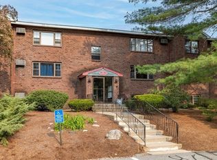 32 Spencer Rd APT 20M, Boxboro, MA 01719