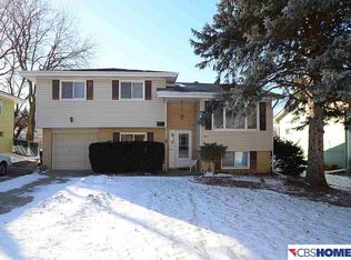 6411 Vane St, Omaha, NE 68152