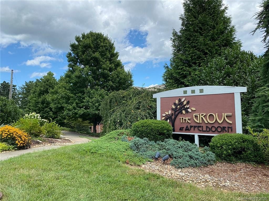 221 Appeldoorn Cir, Asheville, NC 28803 Zillow