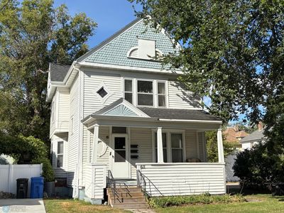611 9th Ave N, Fargo, ND, 58102