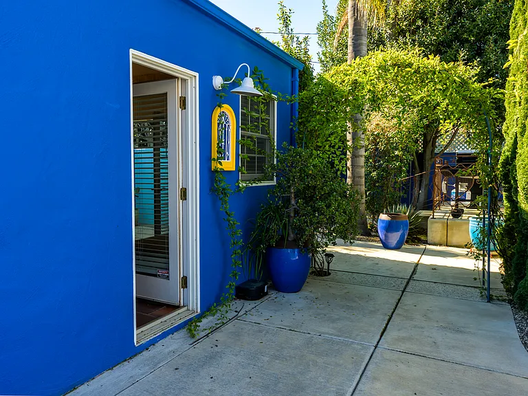 1530 7th Ave — Photo 4