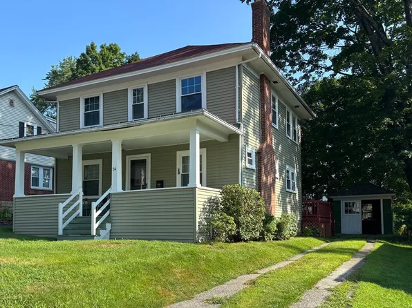 34 Woodland St, Southbridge, MA 01550