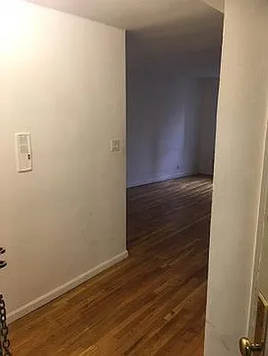 Rented by Eric Goodman Realty Corp | media 14