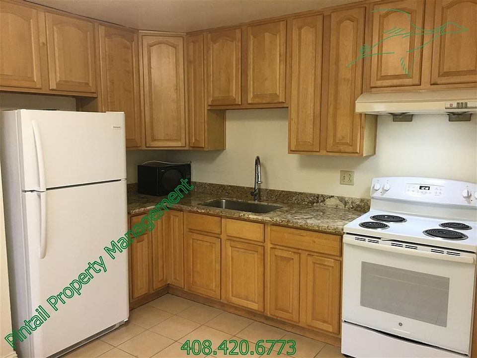 1st image of 978 Westlynn Way APT 2