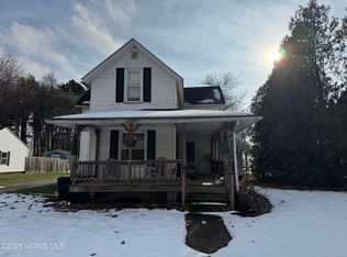 322 E Maple St, Liberty Center, OH 43532