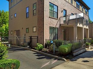 1420 NW 20th Ave APT 103, Portland, OR 97209