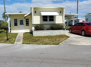 303 Bahama Dr, Palmetto, FL 34221