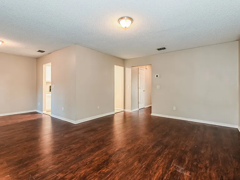 11702 Tanager Dr — Photo 4