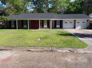 220 Riviera Dr, Jackson, MS 39211