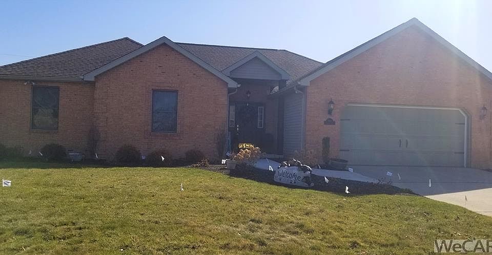 1st image of 880 Yorkshire Dr