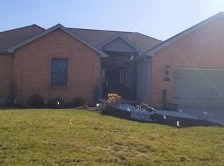 880 Yorkshire Dr, Lima, OH 45804
