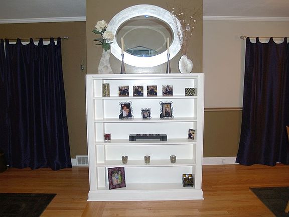 BUILT IN BOOKCASE