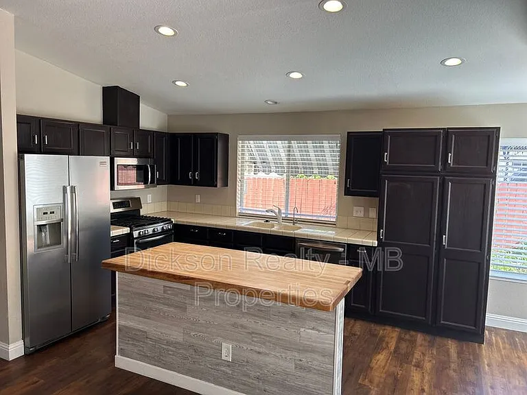 3470 Socrates Dr — Photo 6