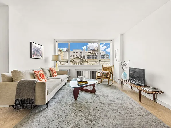 333 E 14th St APT 10B, New York, NY 10003