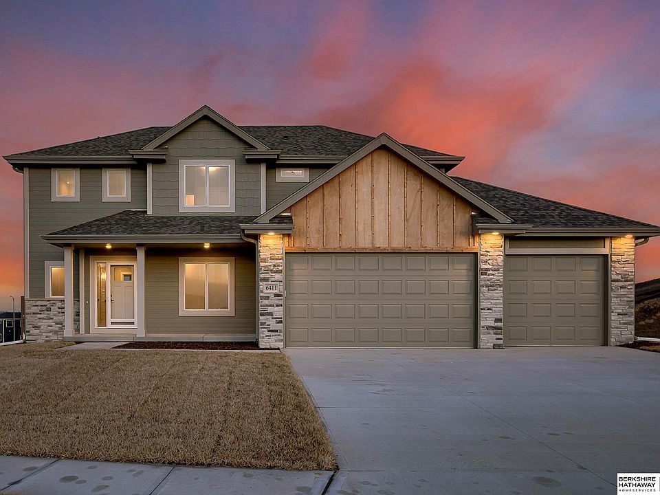 1st image of 6411 S 207th Ave