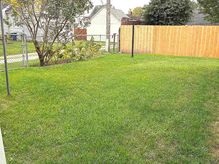 403 Polk St — Photo 11