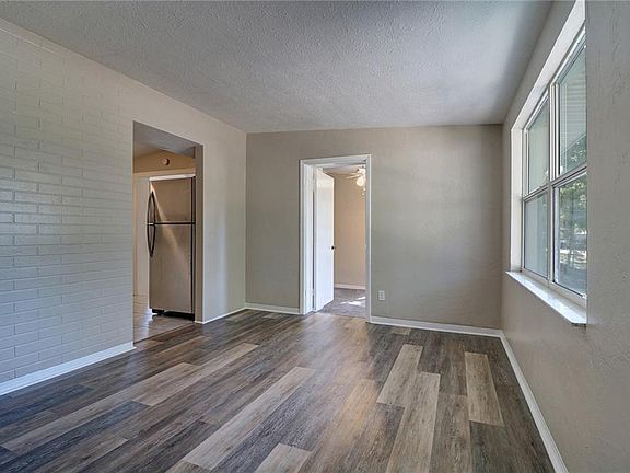 4th image of 2597 40th Ave N