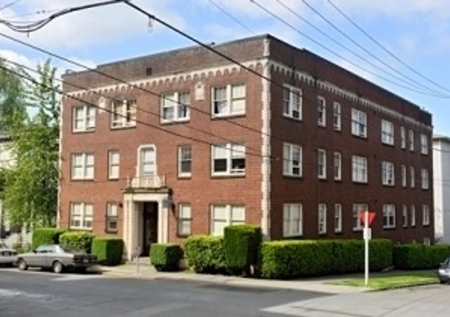 Conrad — Photo 1