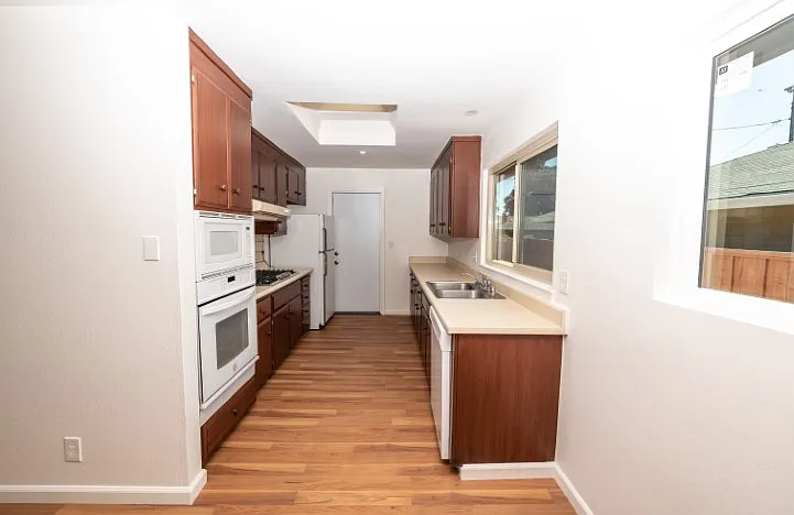 3115 Marvelle Ln — Photo 11