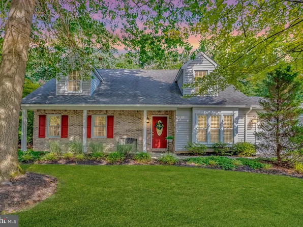 3 Waltham Ct, Hamilton, NJ 08690