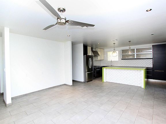 2nd image of 906 W Campbell Ave