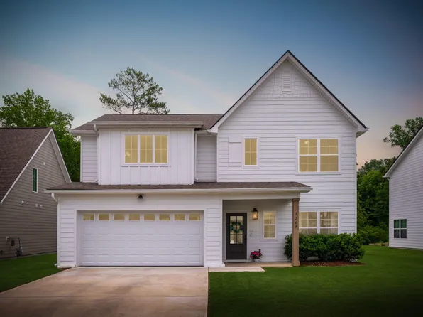 1269 Baldwin Field Cir, Hixson, TN 37343