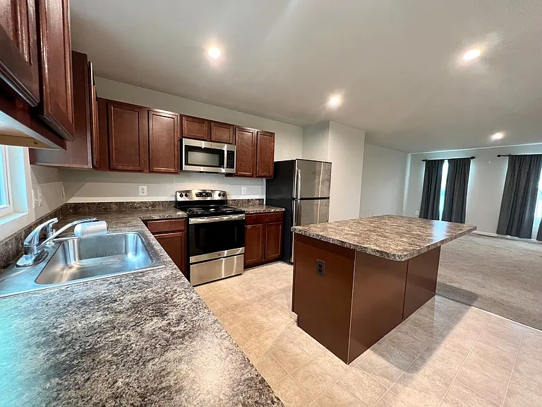 255 Severna Pkwy — Photo 18