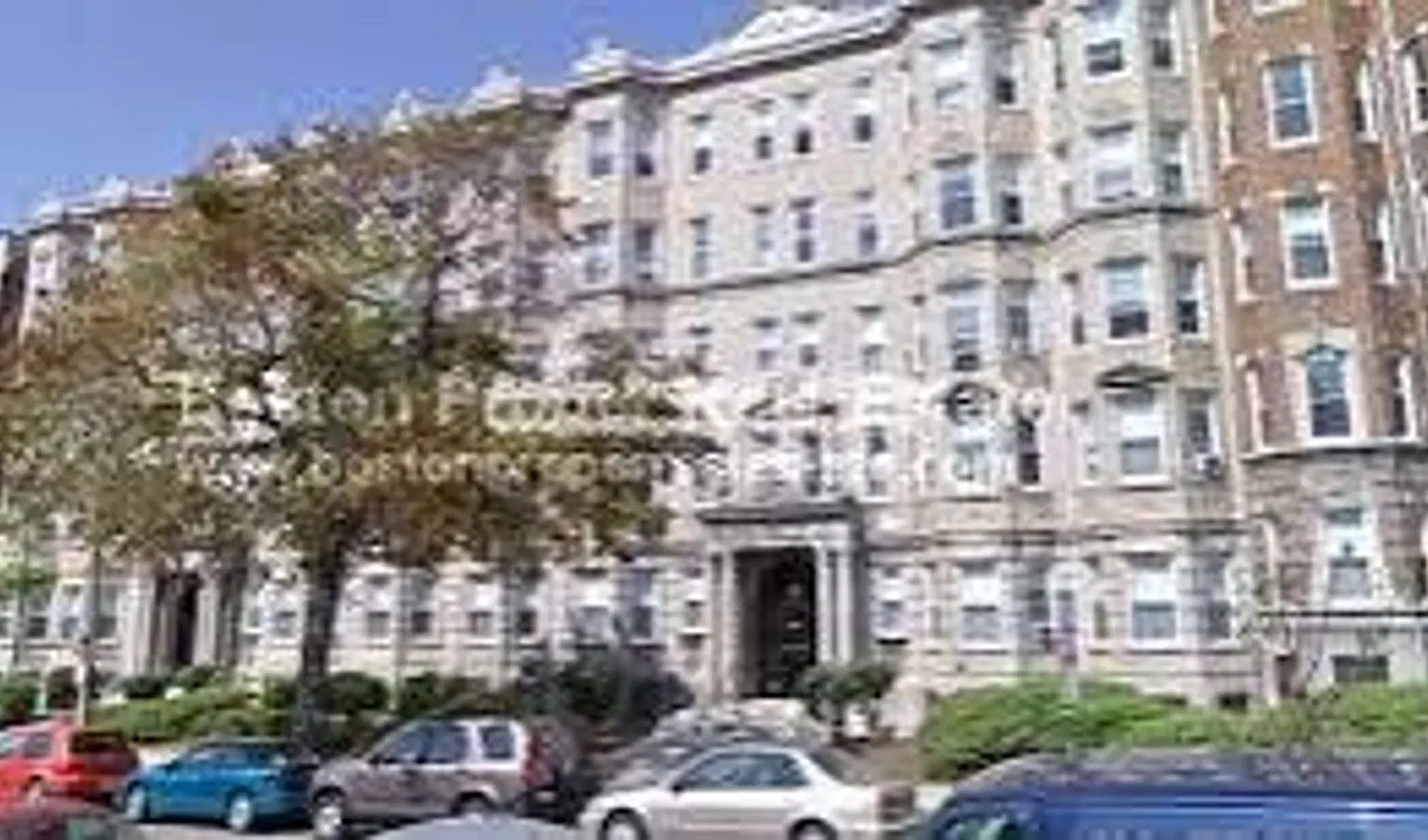 Renovated Fenway 1 Bed | Private Entrance, Split-Level Layout & Heat Included — Photo 1