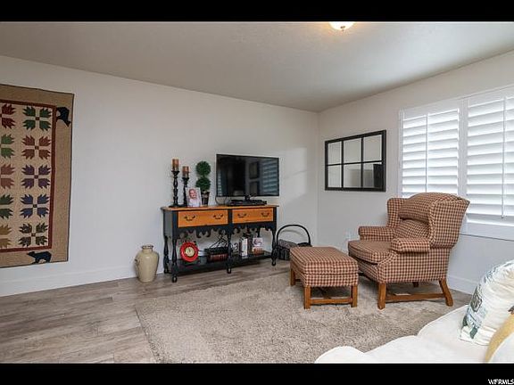 5th image of 4451 S Lochnivar Ct