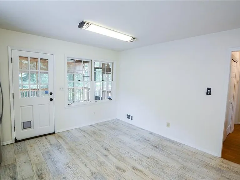 4156 Westerleigh Ct — Photo 9