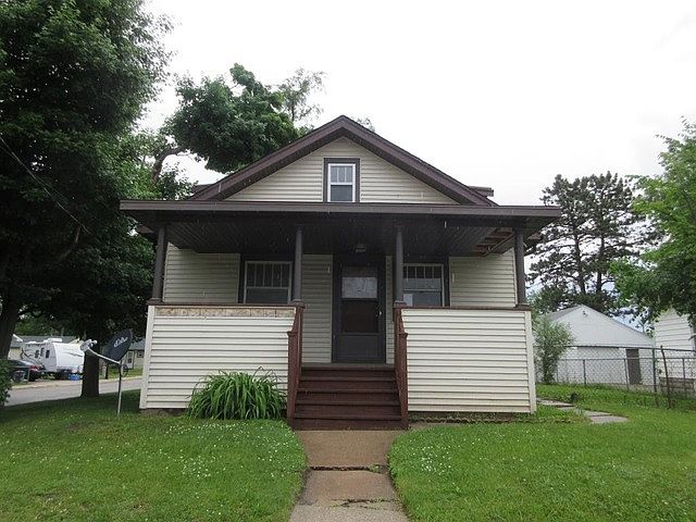 1st image of 330 River Ln