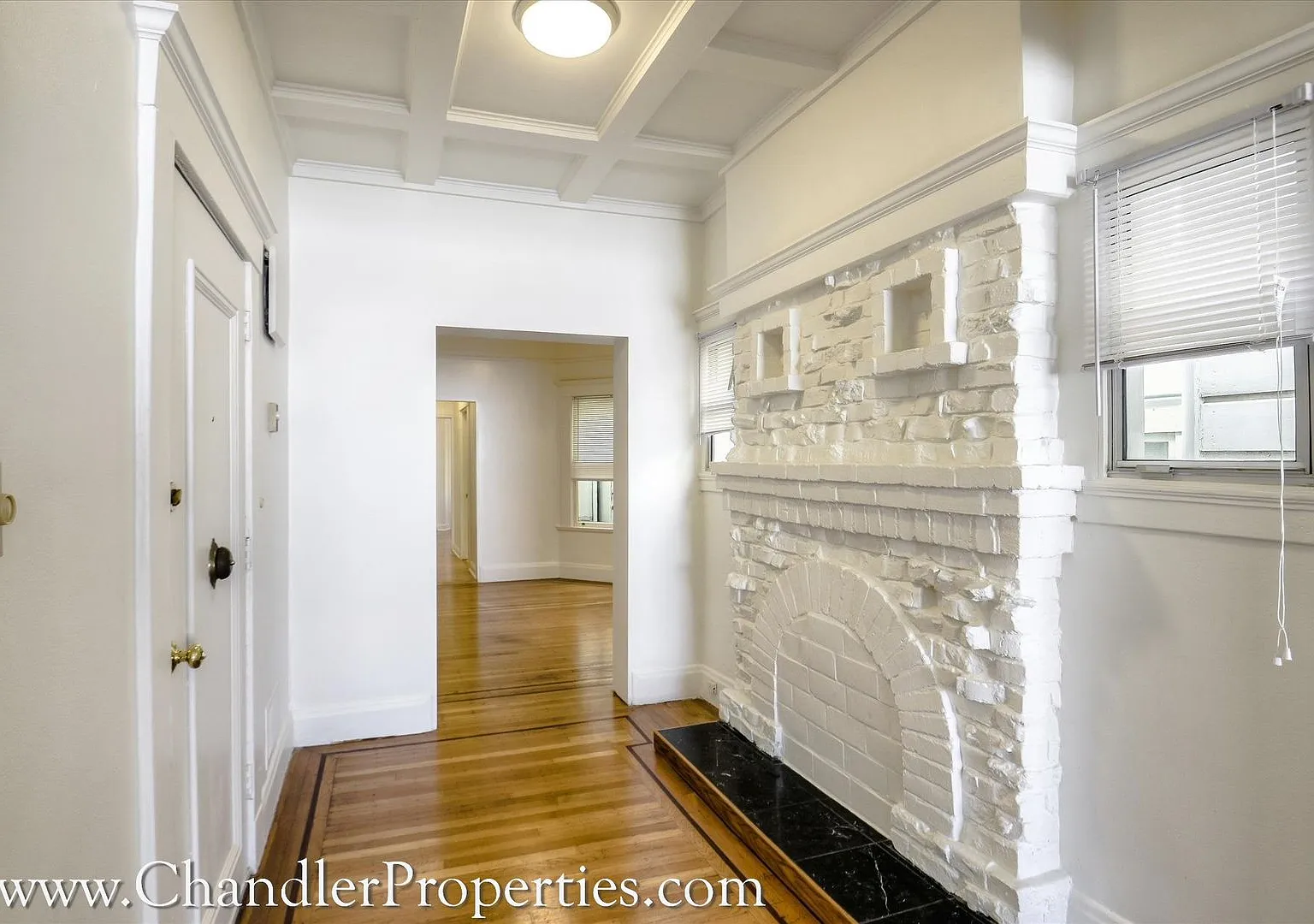 2429 Vallejo Street Apartments — Photo 2