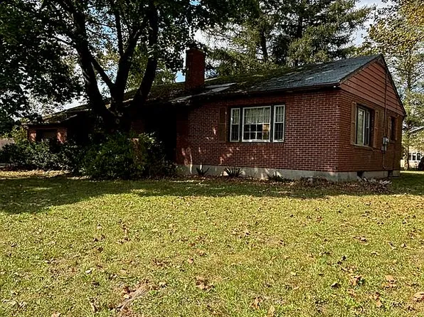 4489 Nicholas St, Easton, PA 18045