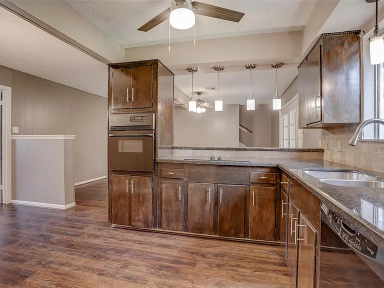 9631 Fairdale Ln — Photo 9