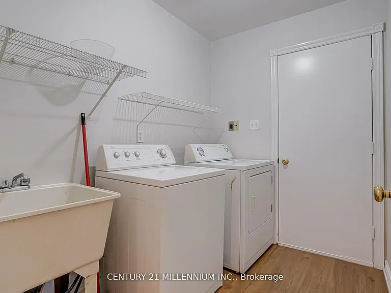 1572 Cartier Ct — Photo 27