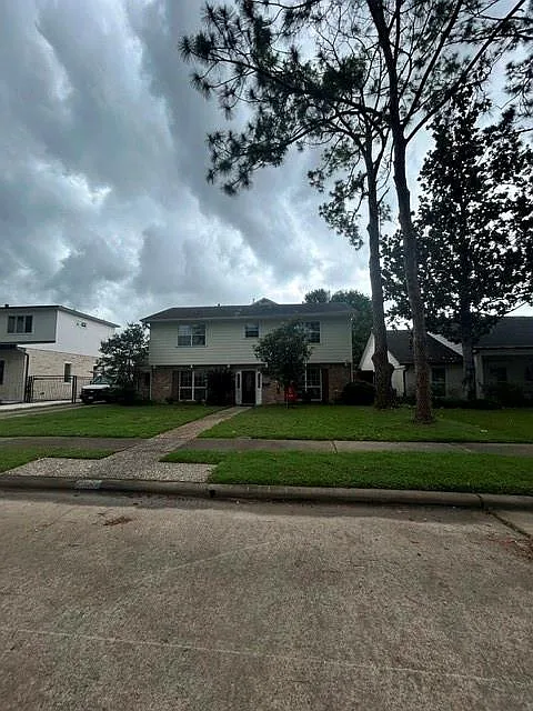 12506 Mooremeadow Ln
