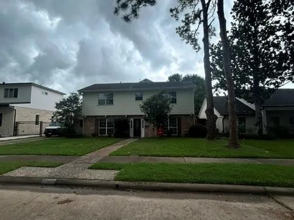 12506 Mooremeadow Ln, Houston, TX 77024