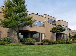 6118 S Riverpoint Ln, Portland, OR 97239