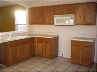 1st image of 112 Mesa Dr