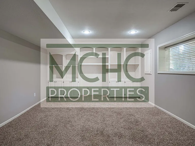 5909 W 153rd Ter — Photo 19