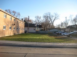 6705 Pershing Rd, Stickney, IL 60402