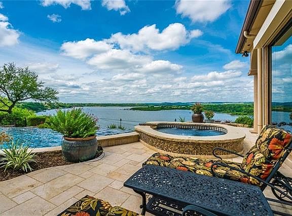 3rd image of 26208 Countryside Dr