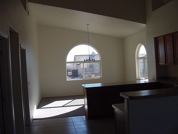 2nd image of 3524 Plaza De La Rosa