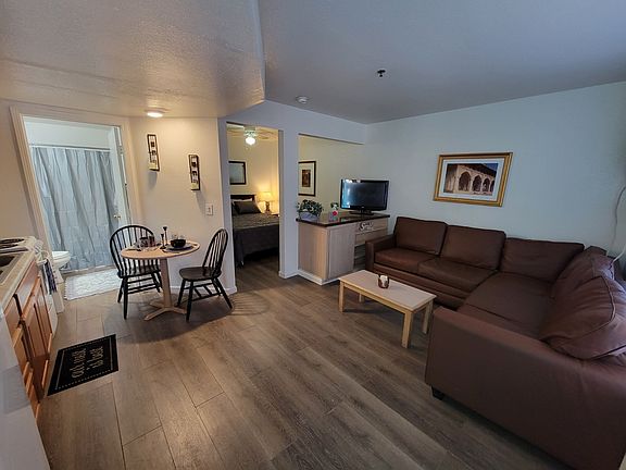 5th image of 2220 Rancho Colorado Blvd #100
